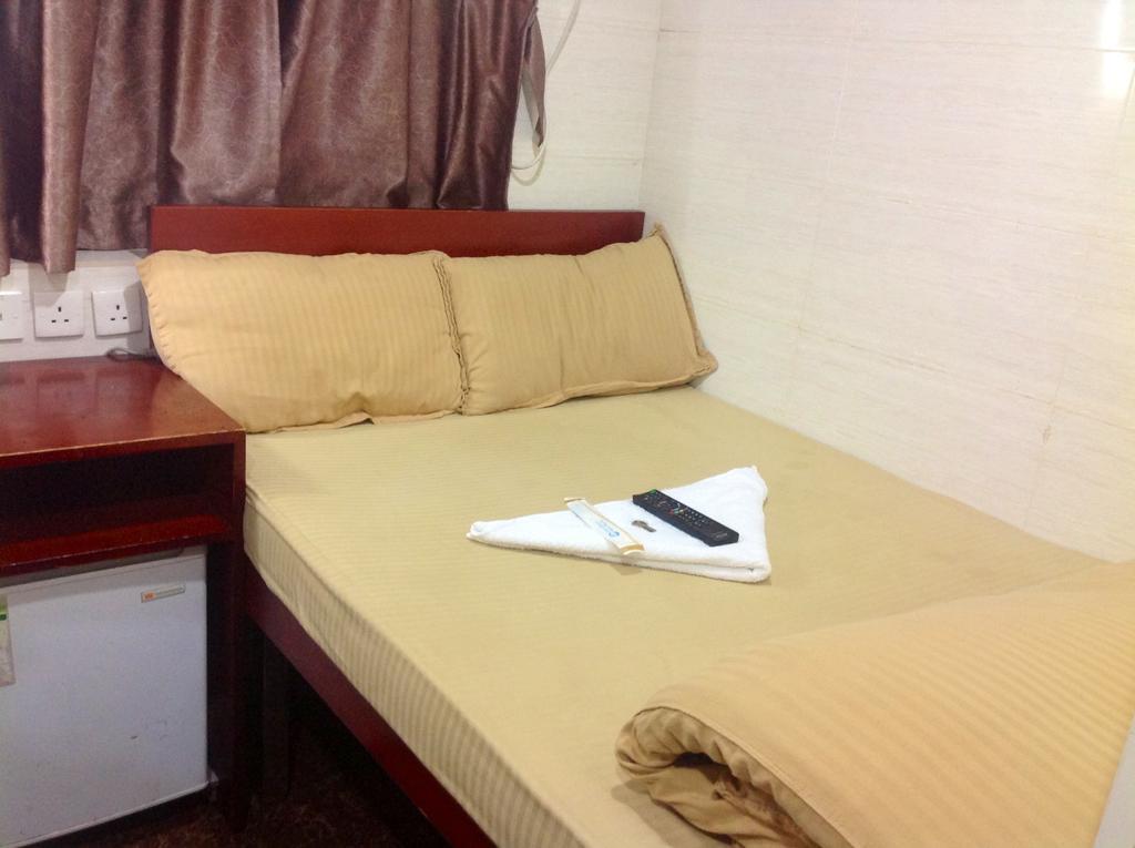 New Yan Yan Guest House Reception 9Th Floor Flat E4 E6 Hong Kong Exterior photo